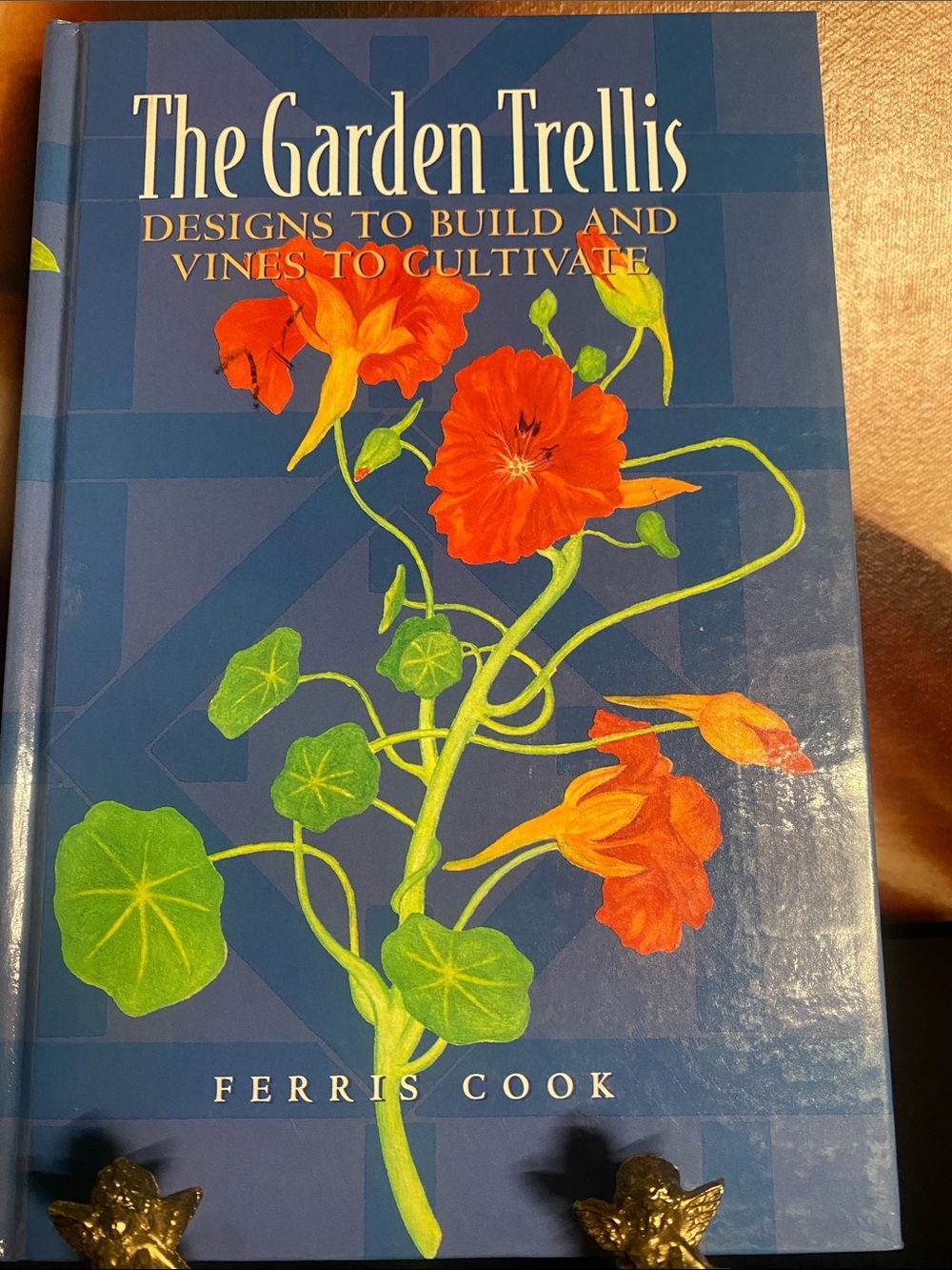 3📚/$25 Book The Garden Trellis by Ferris Cook